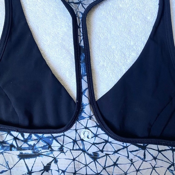 Lululemon Reversible Sports Bra - Picture 6 of 8